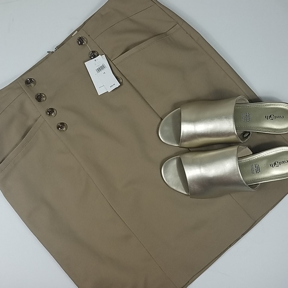 NWT, Banana Republic, khaki, Sz 12 - Picture 10 of 10